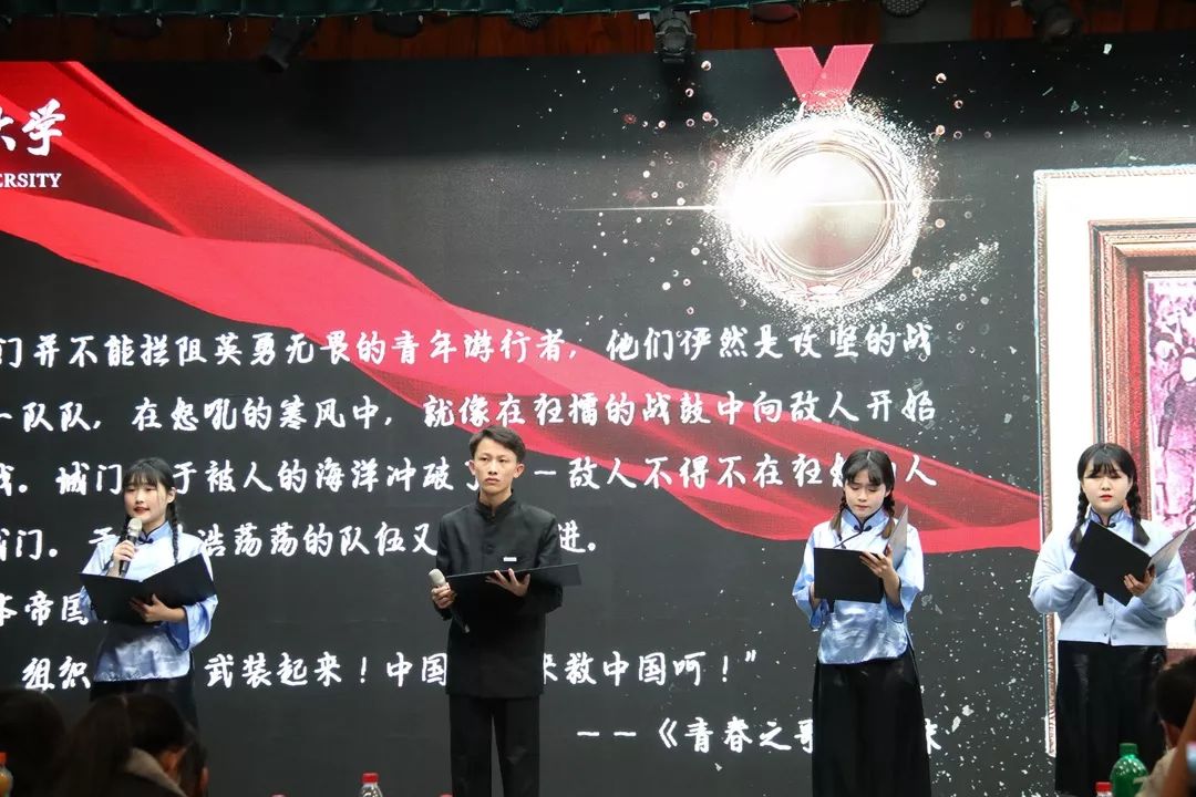 7008bb8ec8cf4f8b96cc826273ac9c18